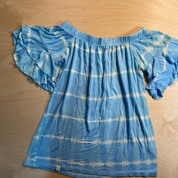 Simply Southern Blouse size Medium (BR) - Picture 7 of 13